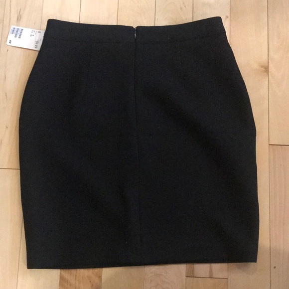 Black skirt Size 8 - H&M - Picture 2 of 3